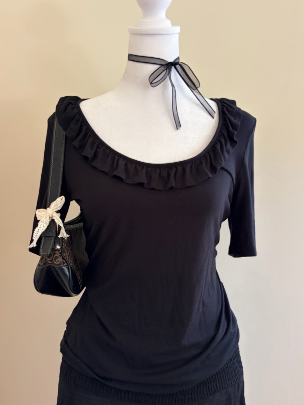 Vintage Y2K coquette ruffle scoop top black romantic gothic lolita Ann Taylor XS